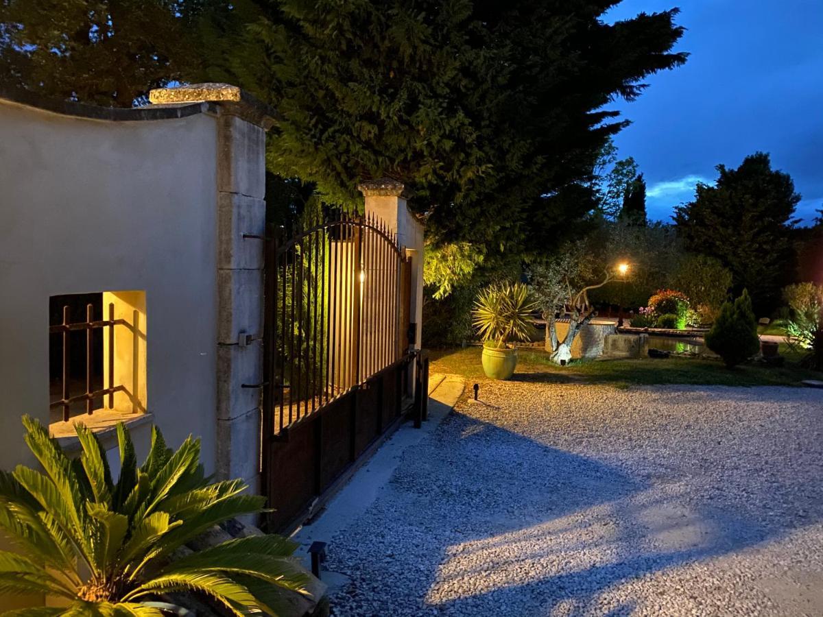 Mas Beau Soleil&Spa Gîtes de Charme avec Jacuzzi Privé Saint-Rémy-de-Provence Esterno foto