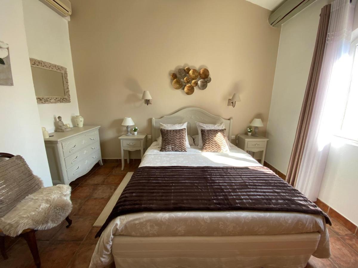 Mas Beau Soleil&Spa Gîtes de Charme avec Jacuzzi Privé Saint-Rémy-de-Provence Esterno foto